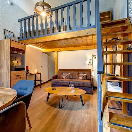 Апартаменты Superbe Appartement Chamonix Hyper-Centre *